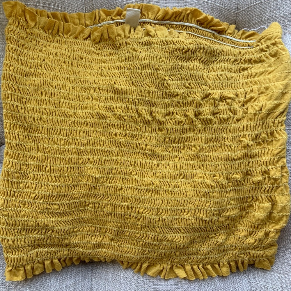 Cute yellow tube top💛